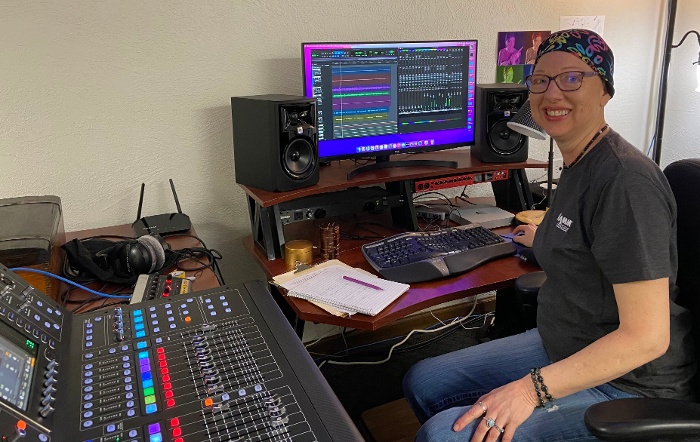 Brenda-Francis-at-console